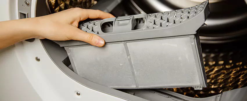 Signs Of A Clogged Dryer Lint Trap in Sudley, Virginia